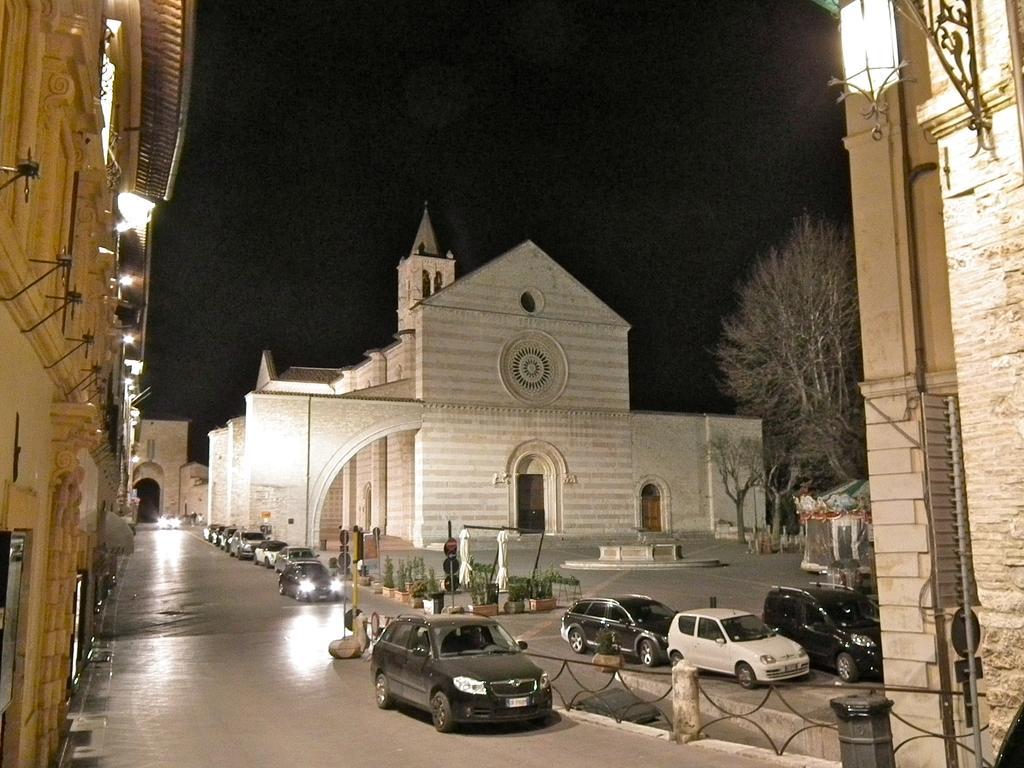 Suite Umberto I Assisi Exterior foto